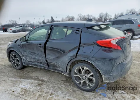 2021 Toyota C-Hr Xle z USA, uszkodzony, nr VIN JTNKHMBX6M1116401